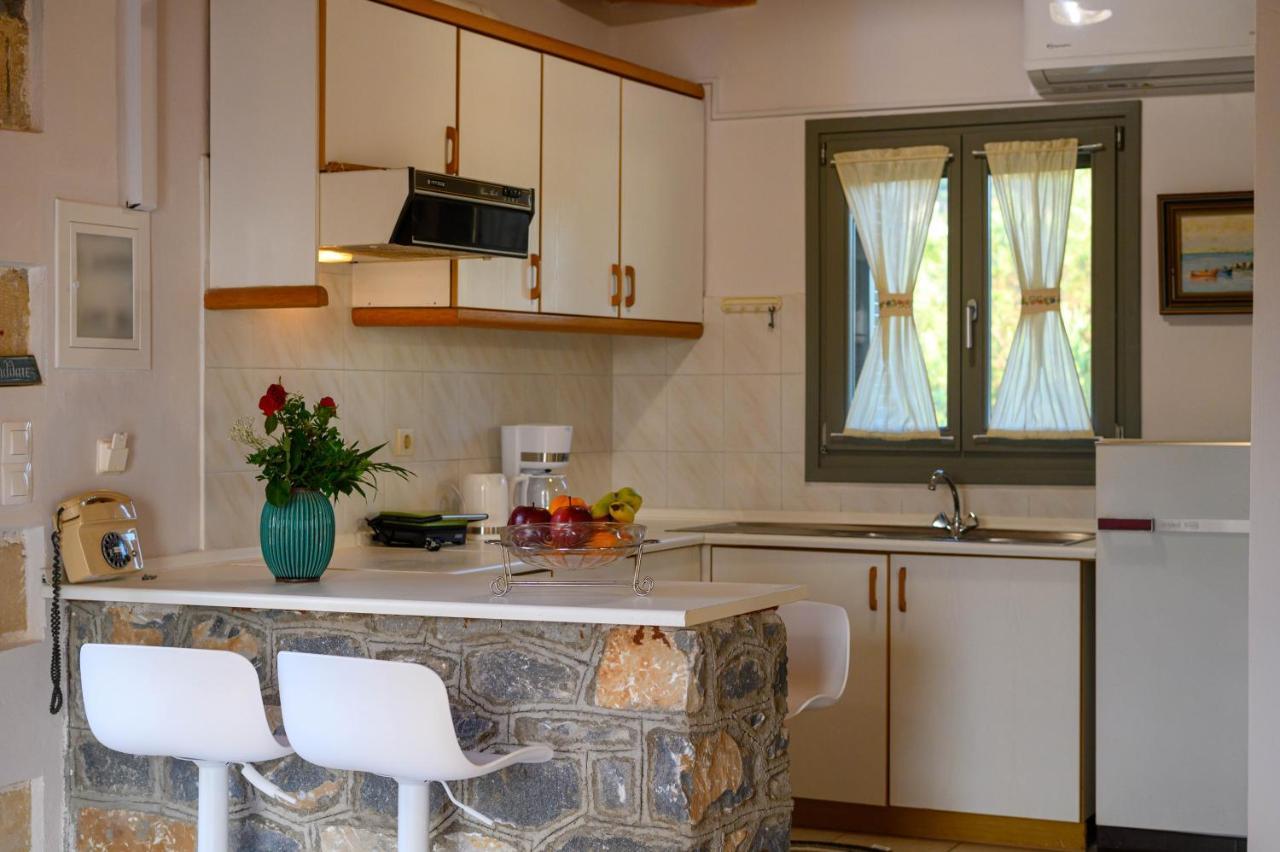 Ferienwohnung Σελήνη Kotronion  Exterior foto