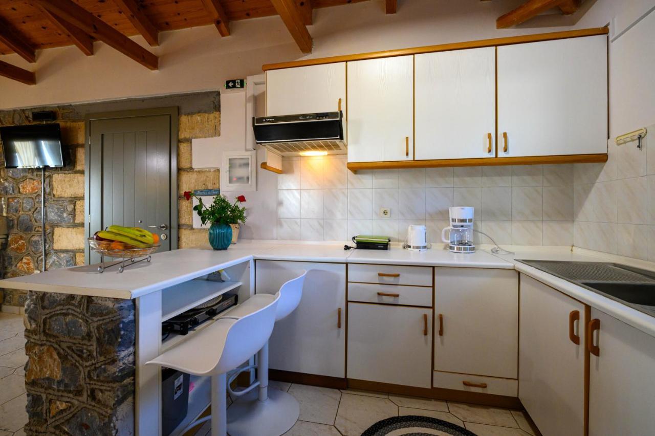 Ferienwohnung Σελήνη Kotronion  Exterior foto
