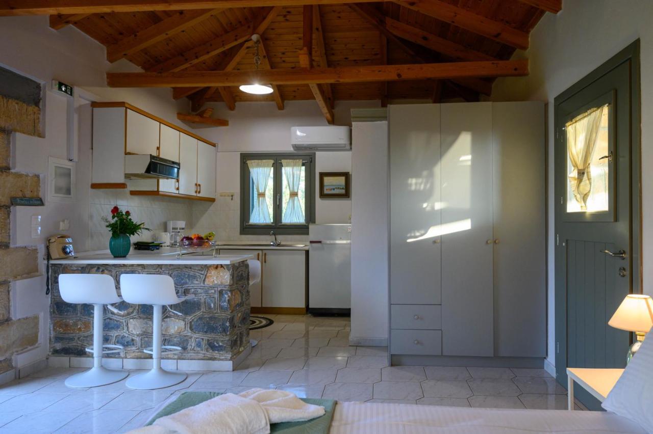Ferienwohnung Σελήνη Kotronion  Exterior foto